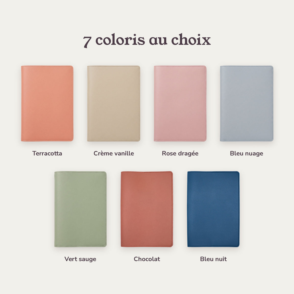 Protège carnet de santé bébé personnalisé – Lion à la crinière — les 7 coloris : Terracotta, Crème vanille, Rose dragée, Bleu nuage, Vert sauge, Chocolat, Bleu nuit