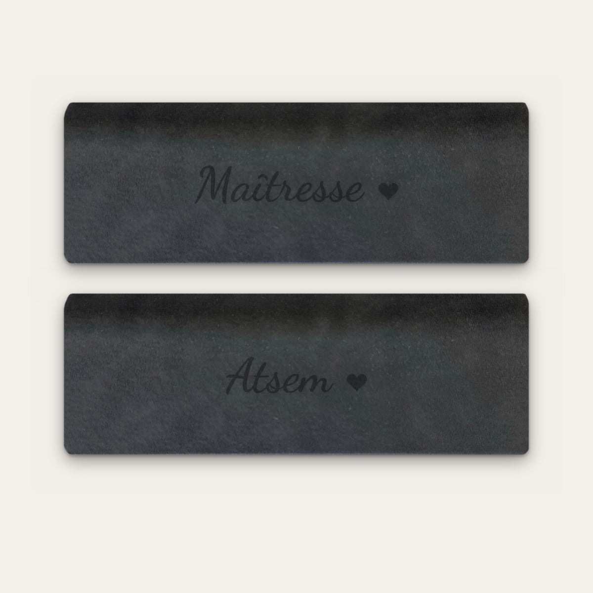 Lot de 2 étuis à lunettes maîtresse et ATSEM, gravés — Noir — gravure « Maîtresse » et « Atsem »