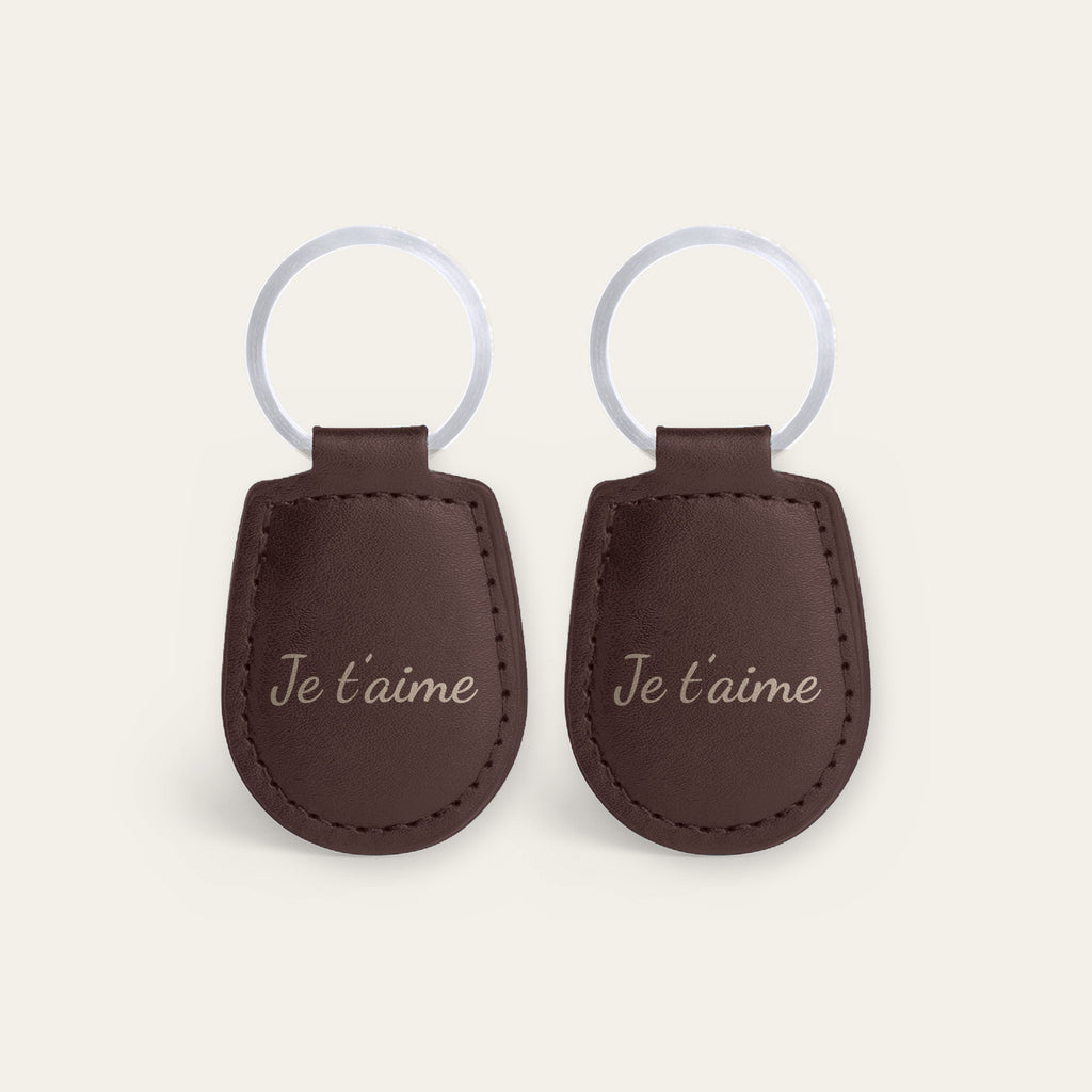 Lot de 2 porte-clés prénoms personnalisés, gravés — exemple de gravure au verso, en option : « Je t’aime » et « Je t’aime » (Chocolat, dos supposé)