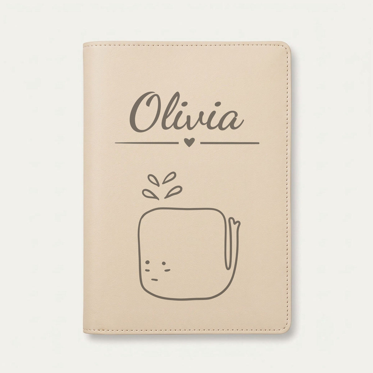 Protège carnet de santé bébé personnalisé – Baleine — Crème vanille — gravure « Olivia »