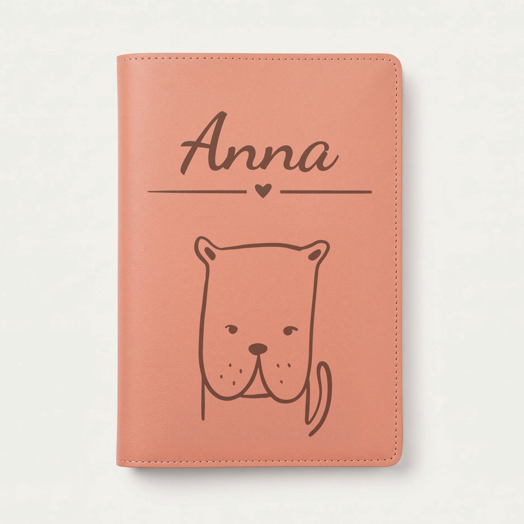 Protège carnet de santé bébé personnalisé – Bouledogue — Terracotta — gravure « Anna »