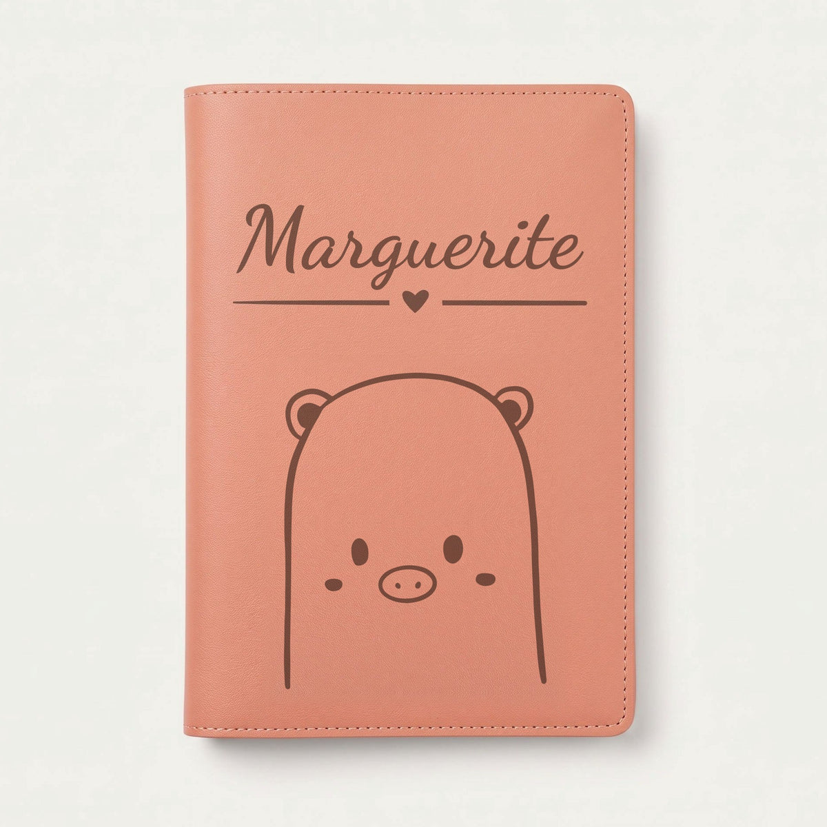 Protège carnet de santé bébé personnalisé – Cochon — Terracotta — gravure « Marguerite »