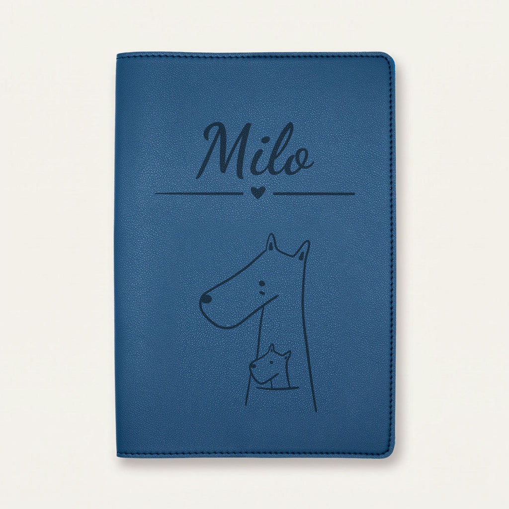 Protège carnet de santé bébé personnalisé – Kangourou et son petit — Bleu nuit — gravure « Milo »