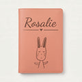 Protège carnet de santé bébé personnalisé – Lapin aux grandes oreilles — Terracotta — gravure « Rosalie »