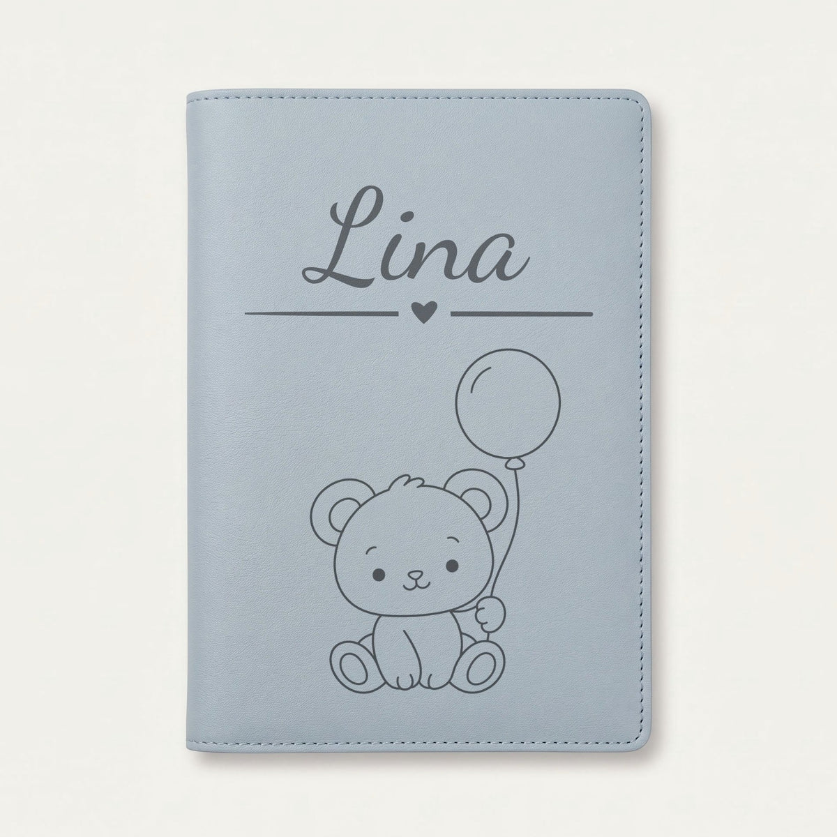 Protège carnet de santé bébé personnalisé – Ours — Bleu nuage — gravure « Lina »