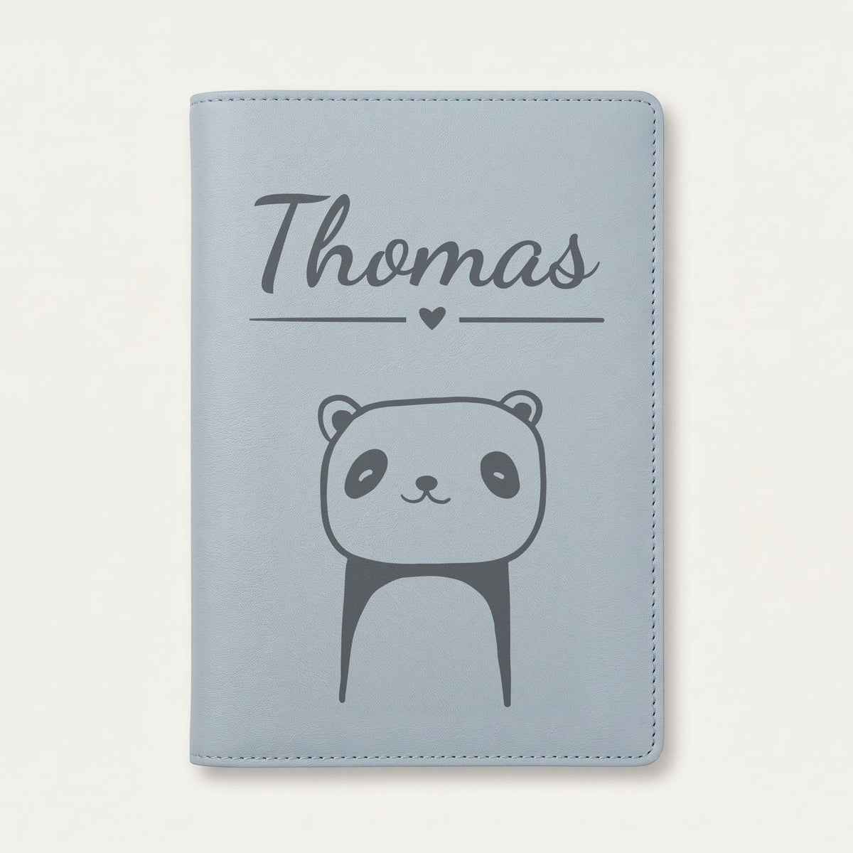 Protège carnet de santé bébé personnalisé – Panda — Bleu nuage — gravure « Thomas »