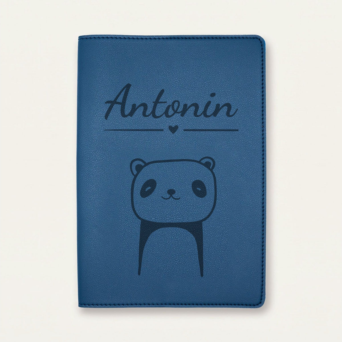 Protège carnet de santé bébé personnalisé – Panda — Bleu nuit — gravure « Antonin »