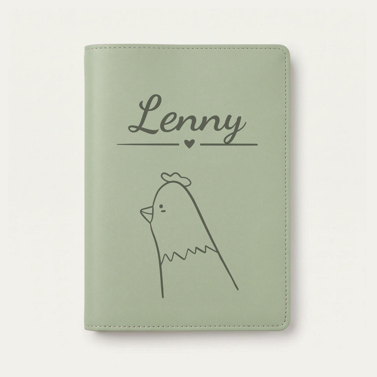 Protège carnet de santé bébé personnalisé – Poule — Vert sauge — gravure « Lenny »