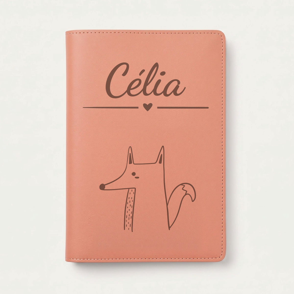 Protège carnet de santé bébé personnalisé – Renard de profil — Terracotta — gravure « Célia »