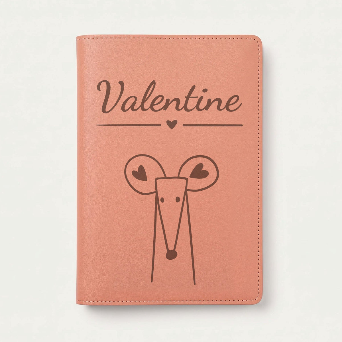 Protège carnet de santé bébé personnalisé – Souris aux oreilles cœur — Terracotta — gravure « Valentine »