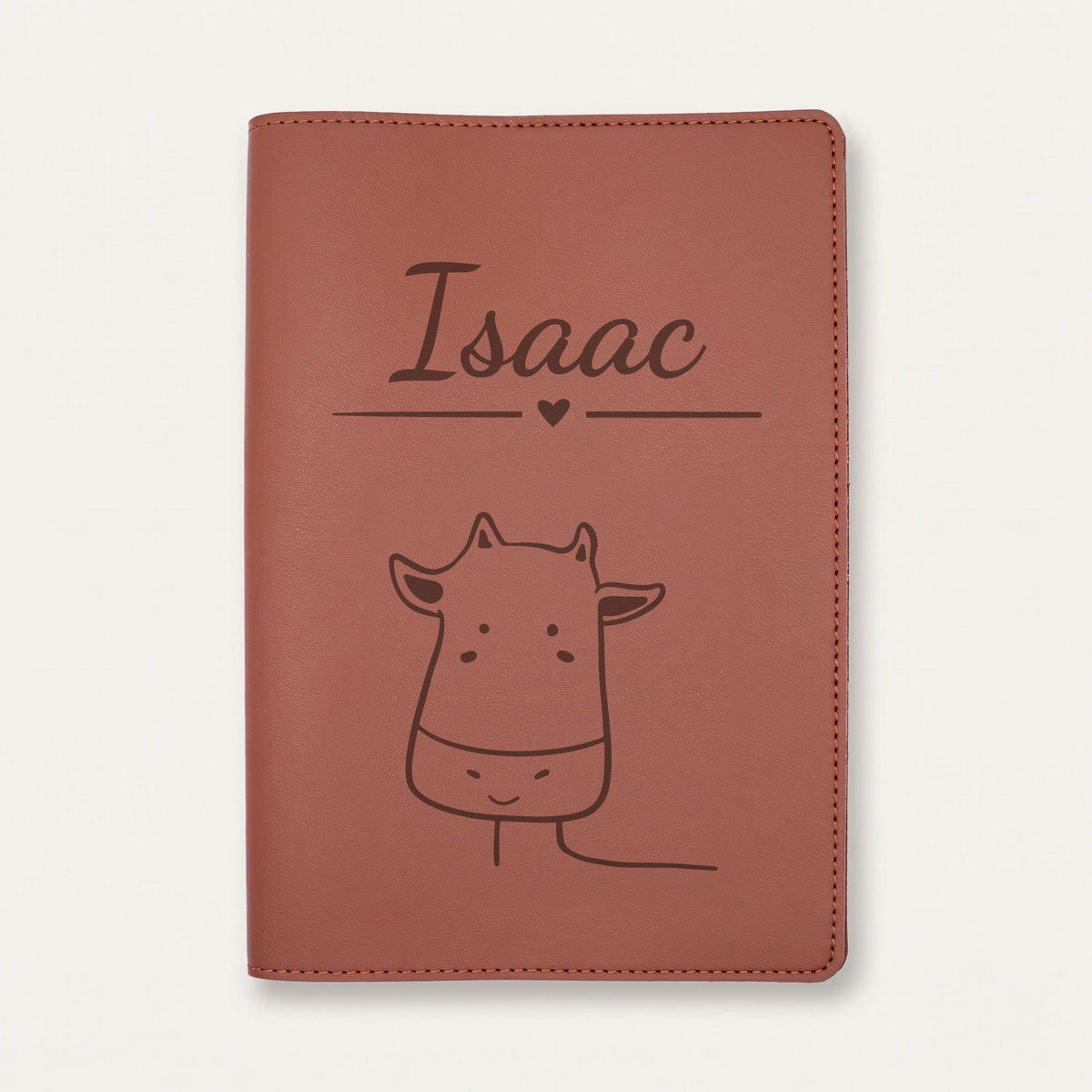 Protège carnet de santé bébé personnalisé – Vache souriante — Chocolat — gravure « Isaac »