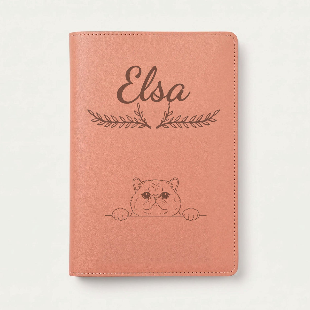 Protège carnet de santé chat personnalisé – Exotic shorthair — Terracotta — Bouquet — gravure « Elsa »