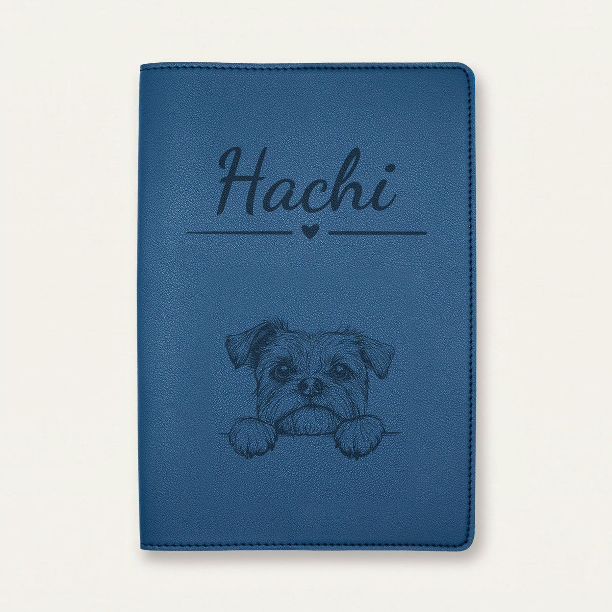 Protège carnet de santé chien personnalisé – Affenpinscher — Bleu nuit — Cœur — gravure « Hachi »