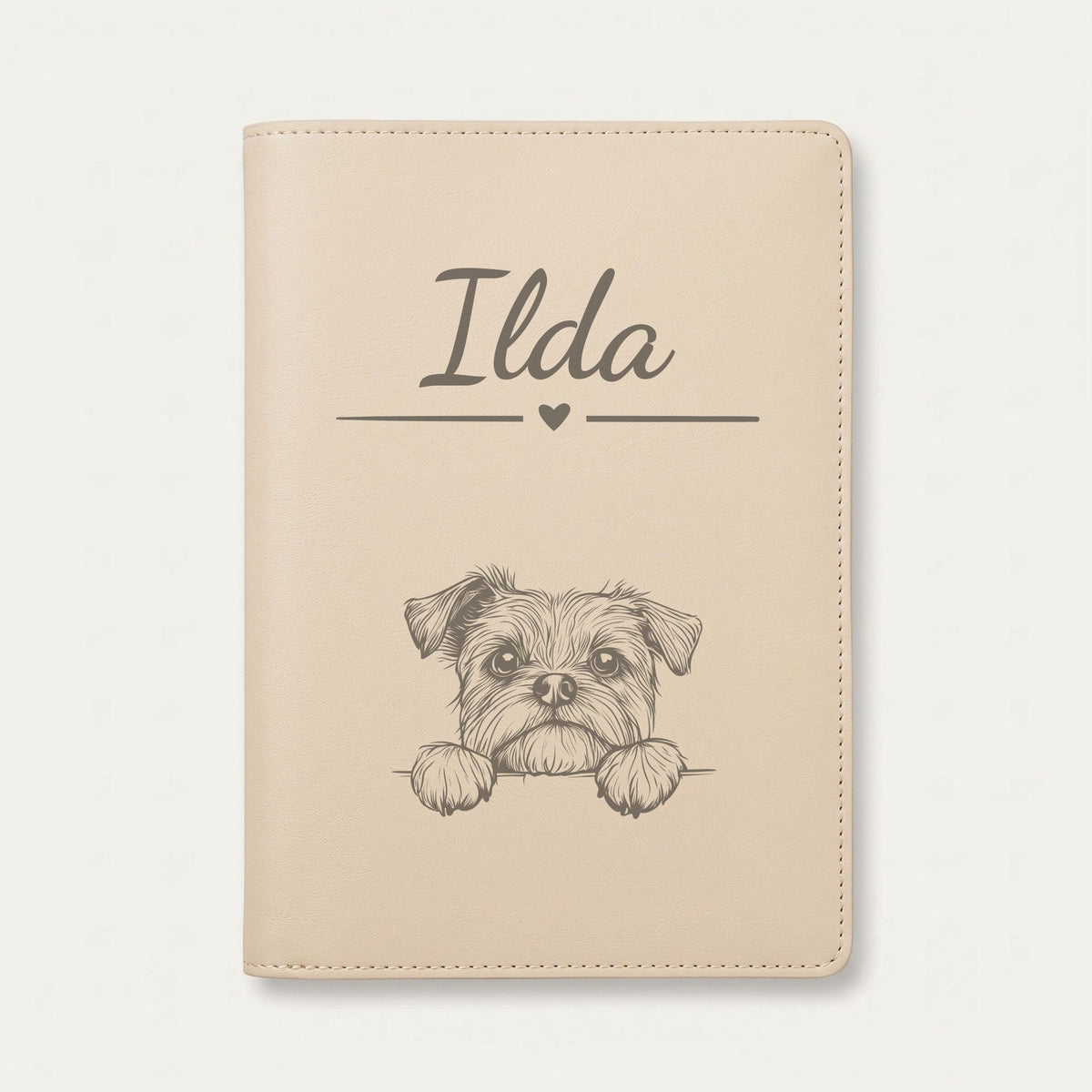 Protège carnet de santé chien personnalisé – Affenpinscher — Crème vanille — Cœur — gravure « Ilda »