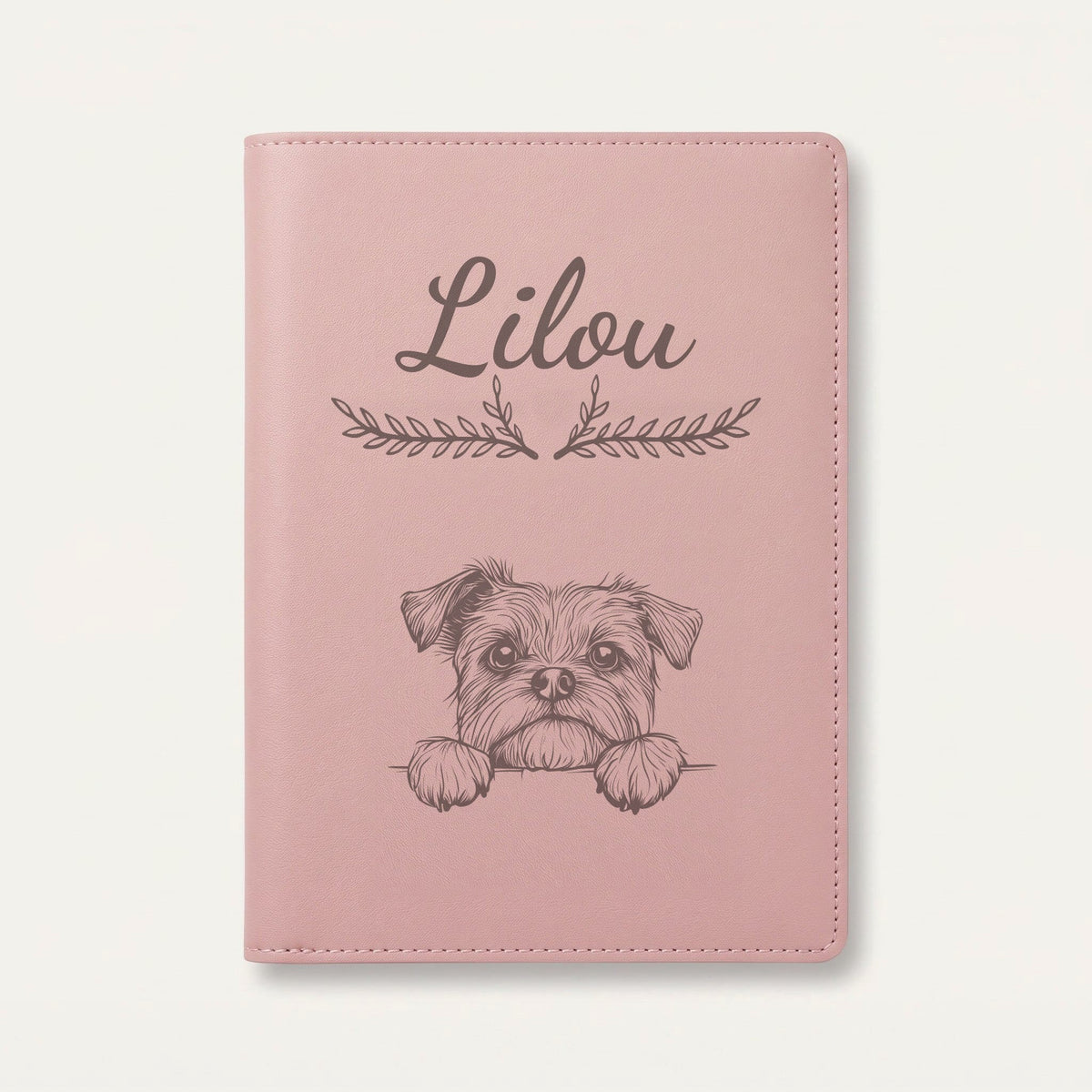 Protège carnet de santé chien personnalisé – Affenpinscher — Rose dragée — Bouquet — gravure « Lilou »