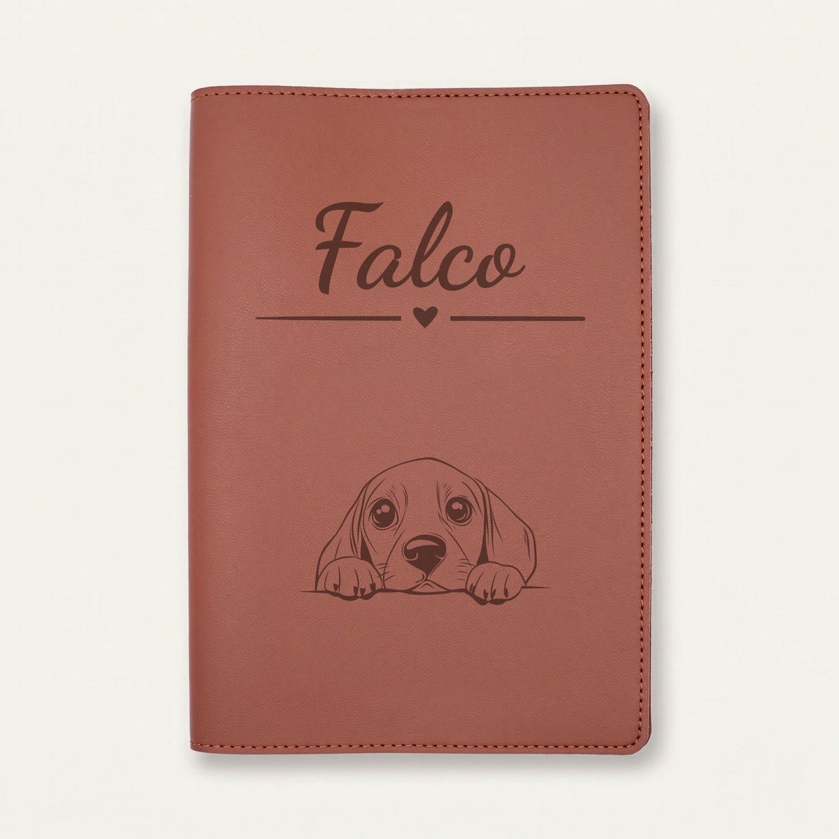 Protège carnet de santé chien personnalisé – Beagle — Chocolat — Cœur — gravure « Falco »