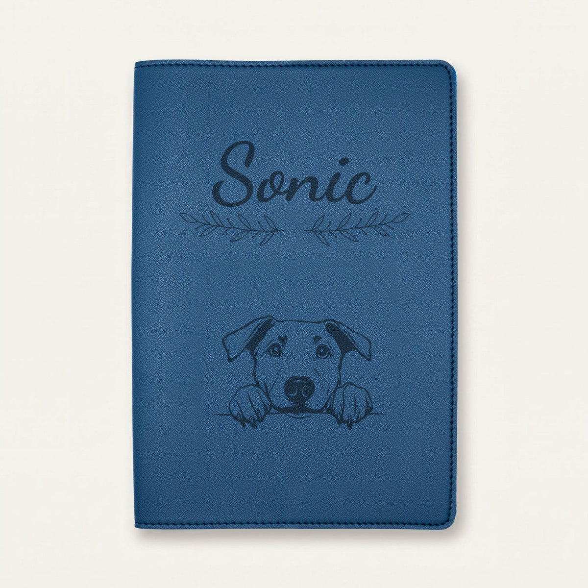 Protège carnet de santé chien personnalisé – Beauceron — Bleu nuit — Rameaux — gravure « Sonic »
