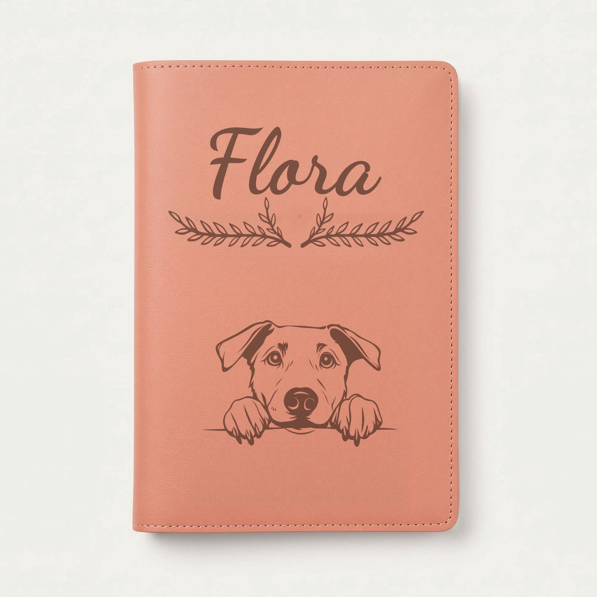 Protège carnet de santé chien personnalisé – Beauceron — Terracotta — Bouquet — gravure « Flora »