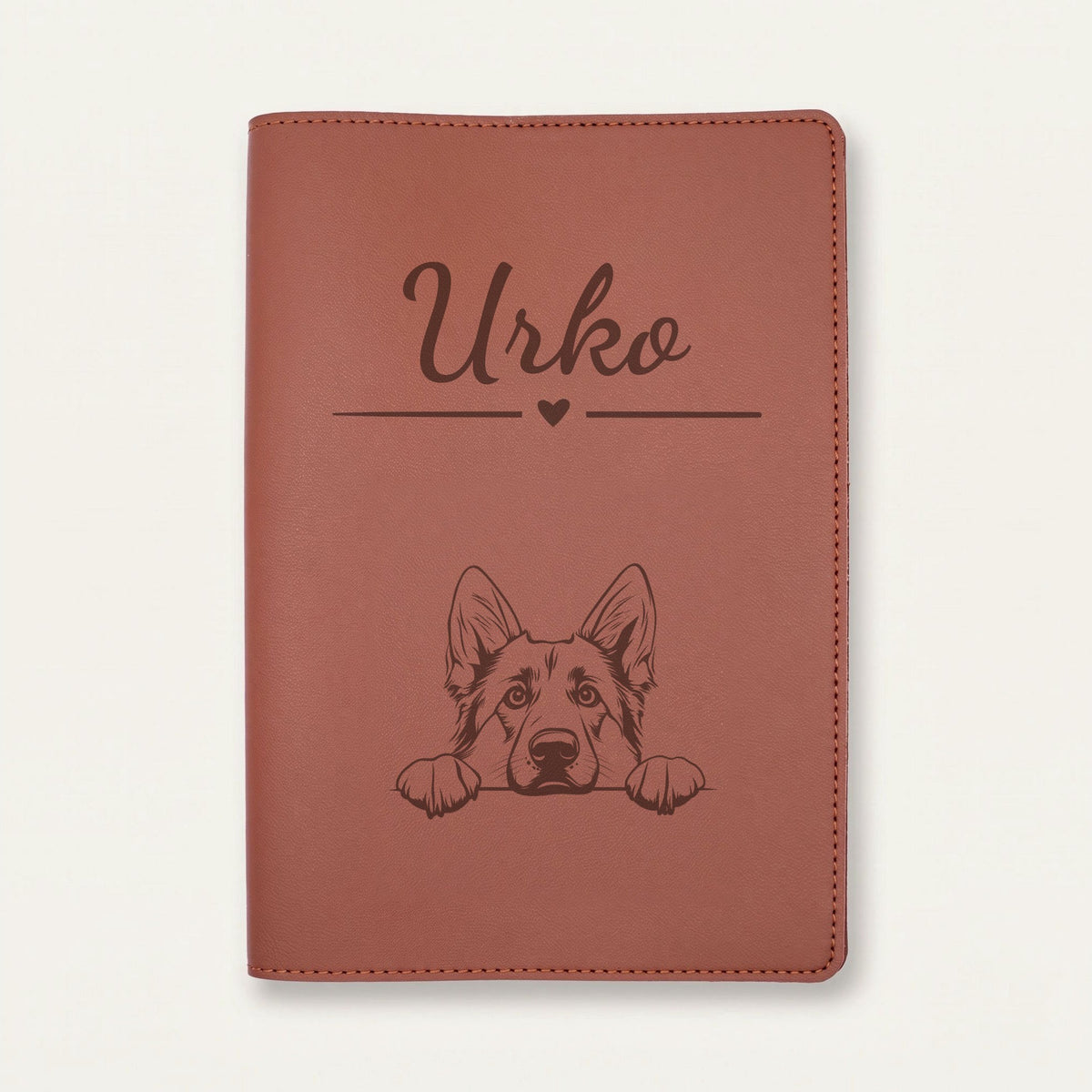 Protège carnet de santé chien personnalisé – Berger allemand — Chocolat — Cœur — gravure « Urko »