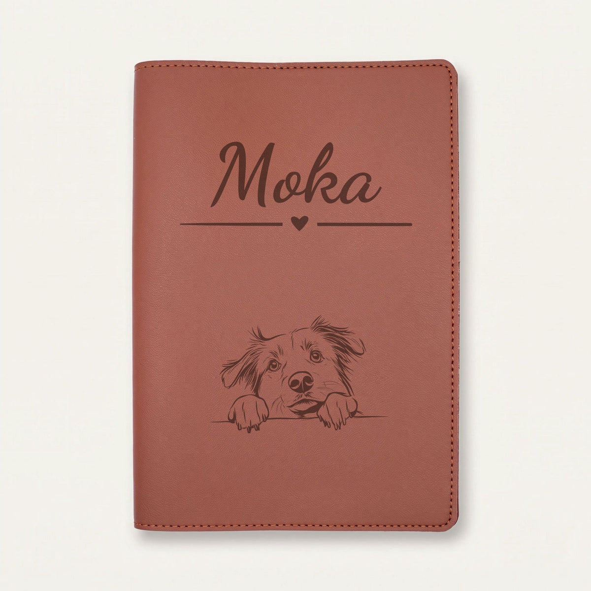 Protège carnet de santé chien personnalisé – Berger australien — Chocolat — Cœur — gravure « Moka »