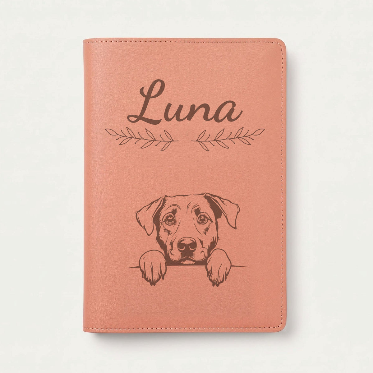 Protège carnet de santé chien personnalisé – Berger d'Anatolie — Terracotta — Rameaux — gravure « Luna »
