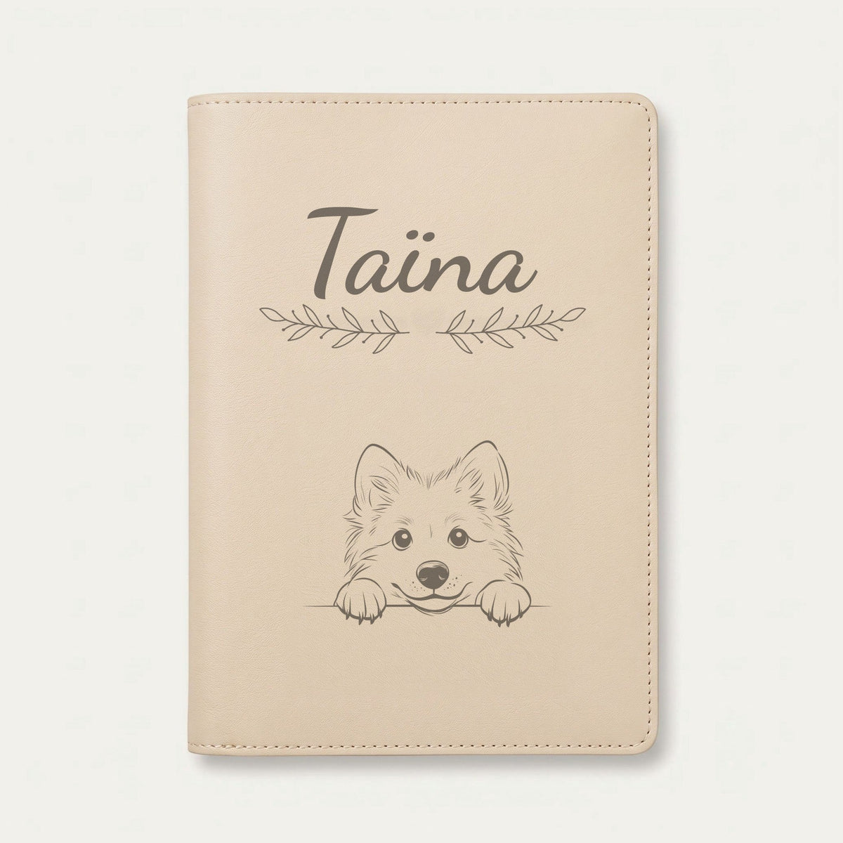 Protège carnet de santé chien personnalisé – Berger islandais — Crème vanille — Rameaux — gravure « Taïna »