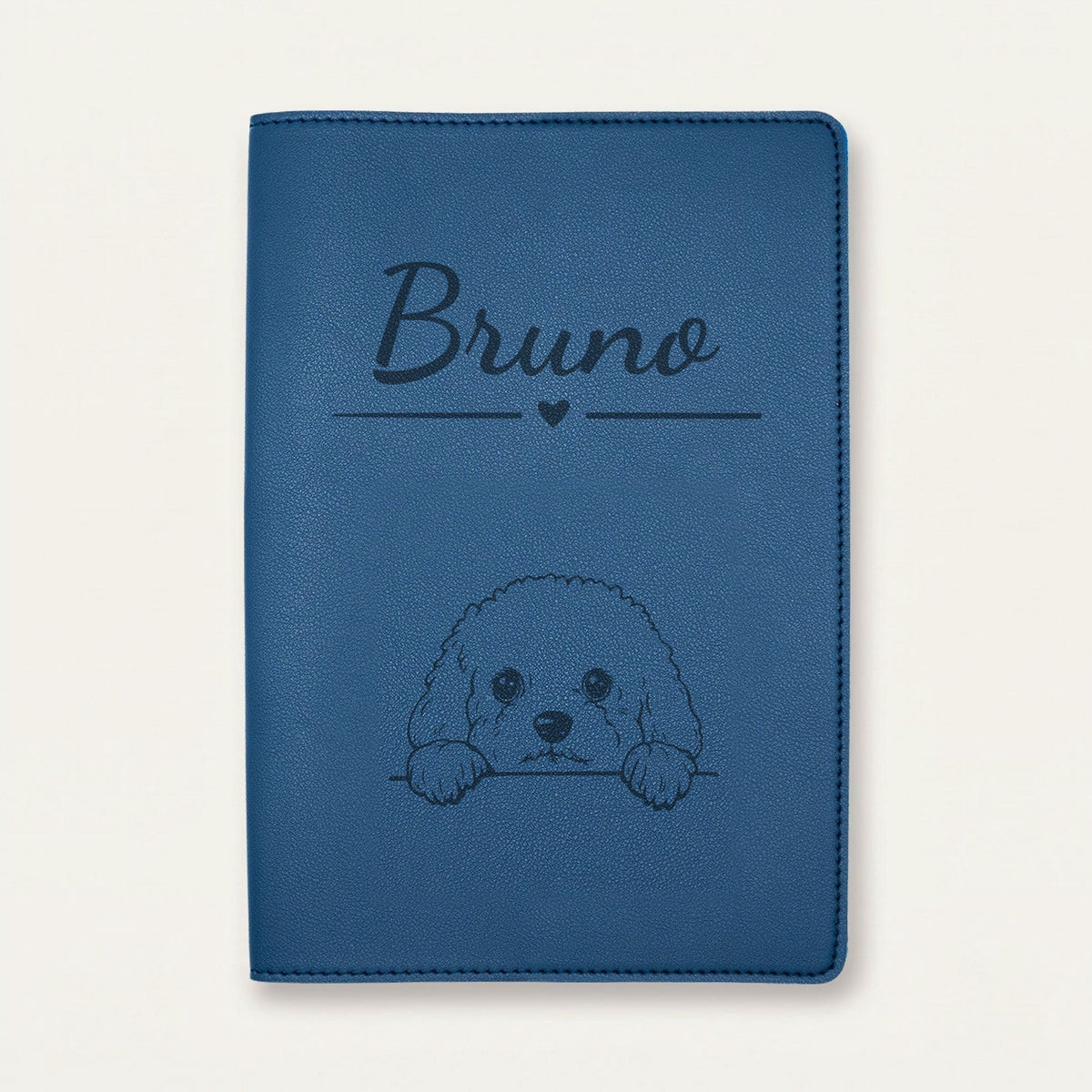 Protège carnet de santé chien personnalisé – Bichon frisé — Bleu nuit — Cœur — gravure « Bruno »