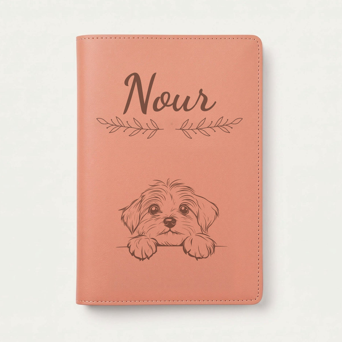 Protège carnet de santé chien personnalisé – Bichon havanais — Terracotta — Rameaux — gravure « Nour »