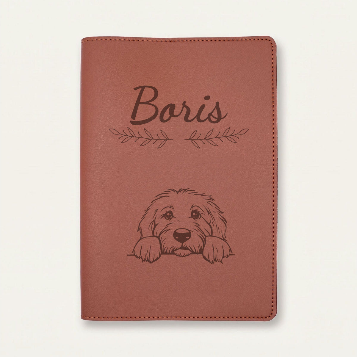 Protège carnet de santé chien personnalisé – Bobtail — Chocolat — Rameaux — gravure « Boris »