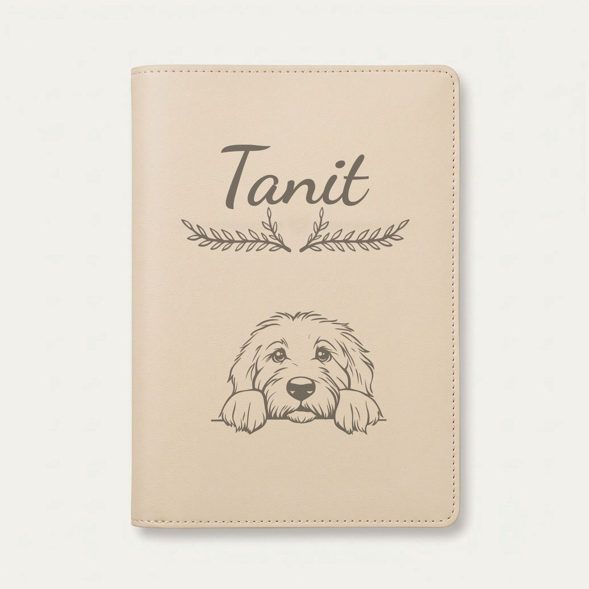 Protège carnet de santé chien personnalisé – Bobtail — Crème vanille — Bouquet — gravure « Tanit »