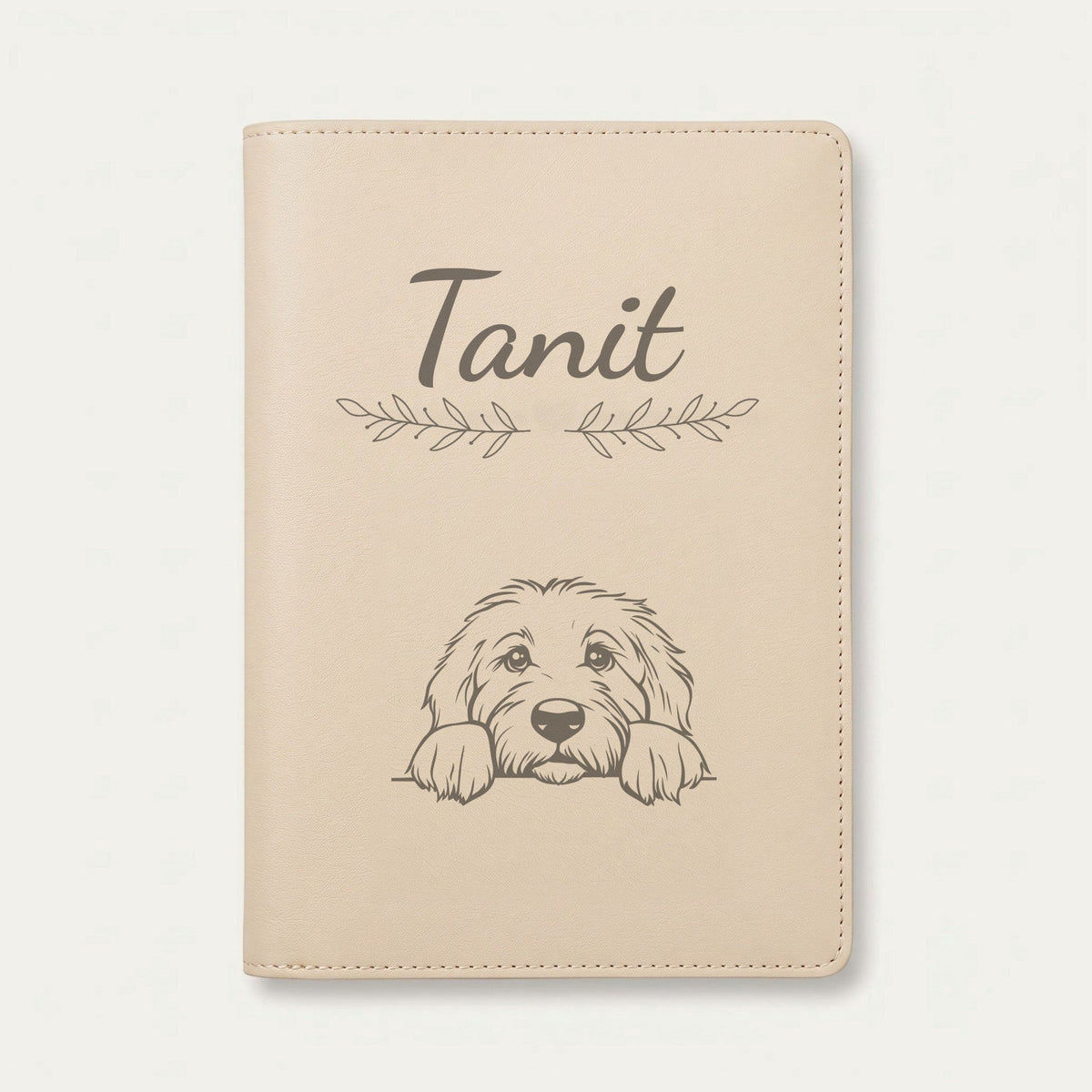 Protège carnet de santé chien personnalisé – Bobtail — Crème vanille — Rameaux — gravure « Tanit »