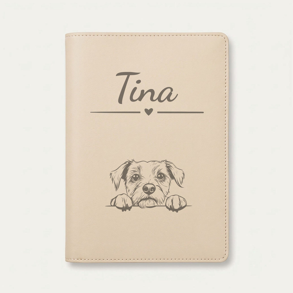 Protège carnet de santé chien personnalisé – Border terrier — Crème vanille — Cœur — gravure « Tina »
