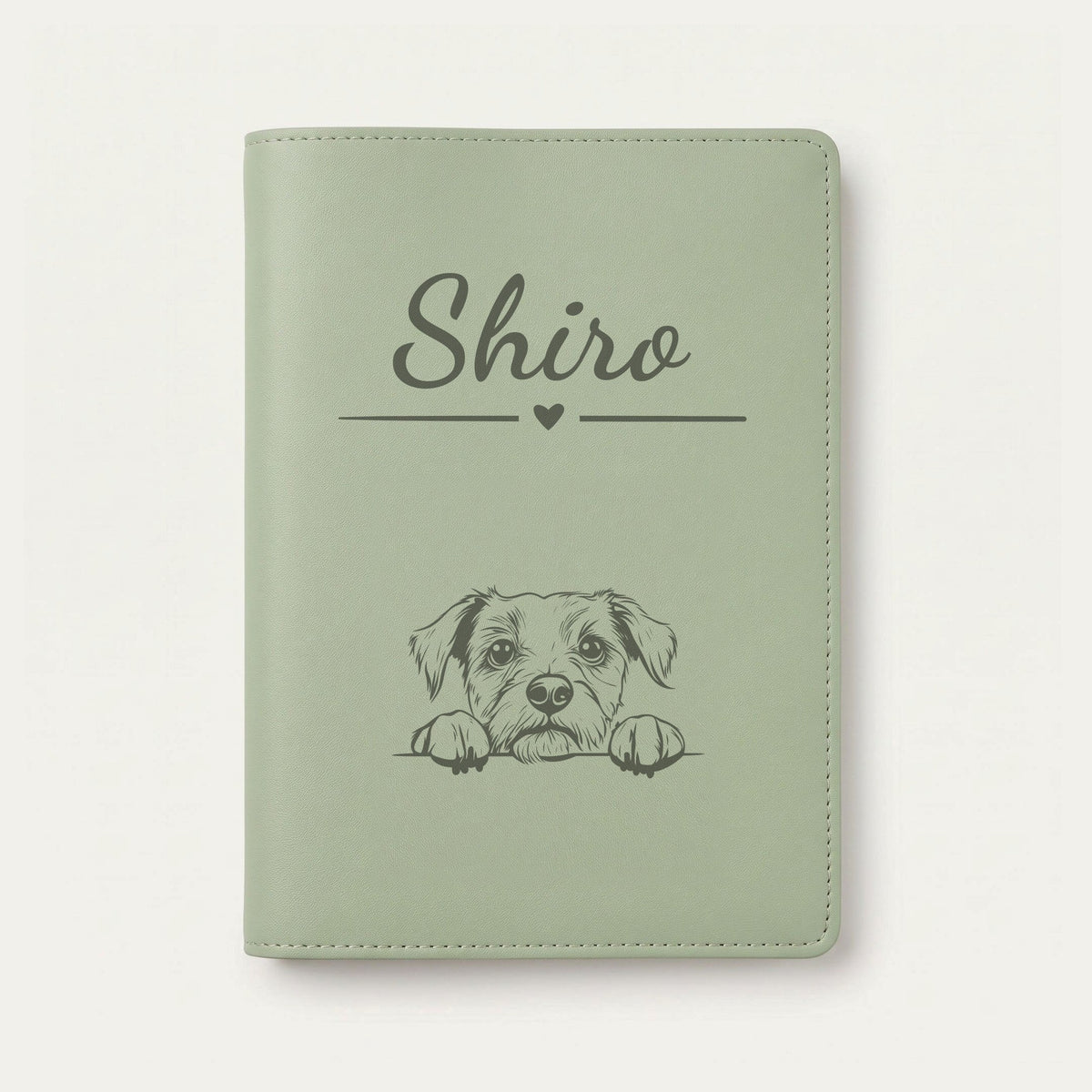 Protège carnet de santé chien personnalisé – Border terrier — Vert sauge — Cœur — gravure « Shiro »