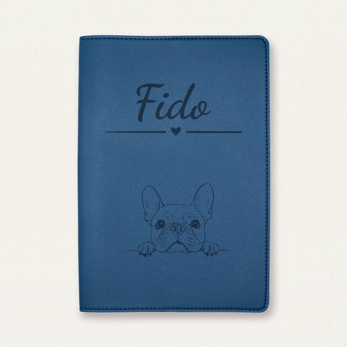Protège carnet de santé chien personnalisé – Bouledogue français — Bleu nuit — Cœur — gravure « Fido »