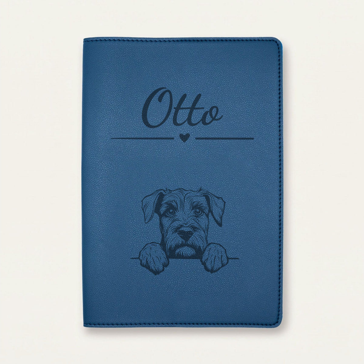 Protège carnet de santé chien personnalisé – Bouvier des Flandres — Bleu nuit — Cœur — gravure « Otto »