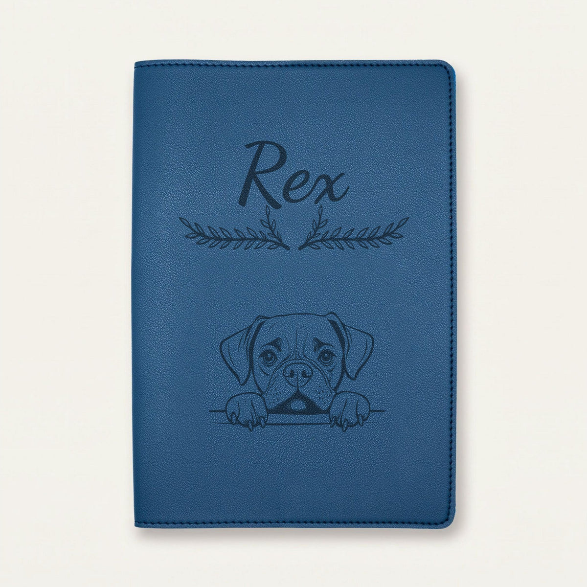 Protège carnet de santé chien personnalisé – Boxer — Bleu nuit — Bouquet — gravure « Rex »