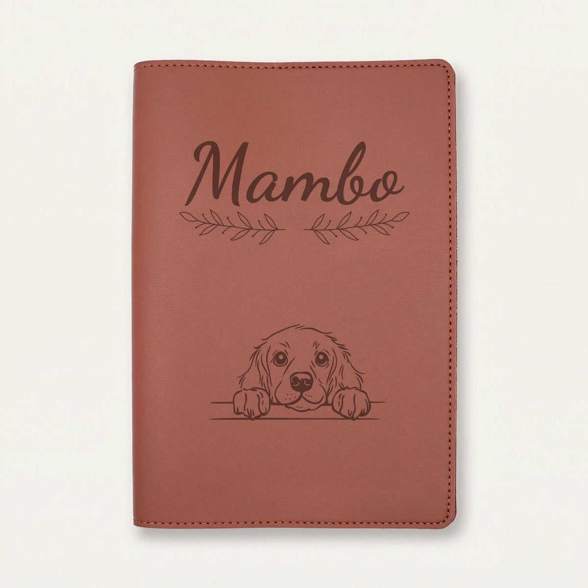 Protège carnet de santé chien personnalisé – Boykin spaniel — Chocolat — Rameaux — gravure « Mambo »