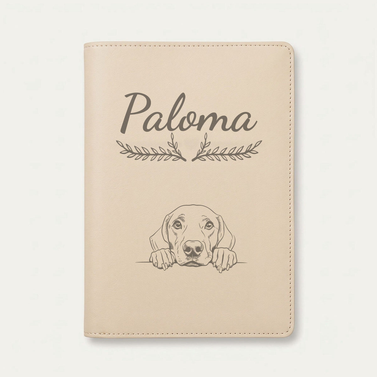Protège carnet de santé chien personnalisé – Braque allemand — Crème vanille — Bouquet — gravure « Paloma »