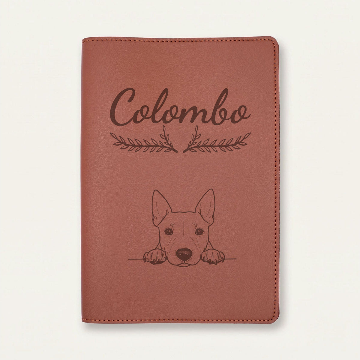 Protège carnet de santé chien personnalisé – Bull terrier miniature — Chocolat — Bouquet — gravure « Colombo »