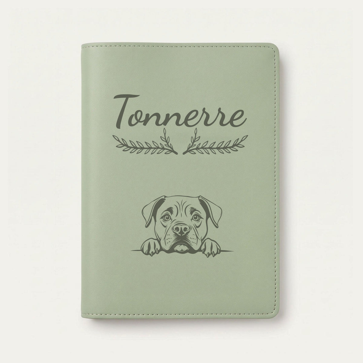 Protège carnet de santé chien personnalisé – Cane corso — Vert sauge — Bouquet — gravure « Tonnerre »