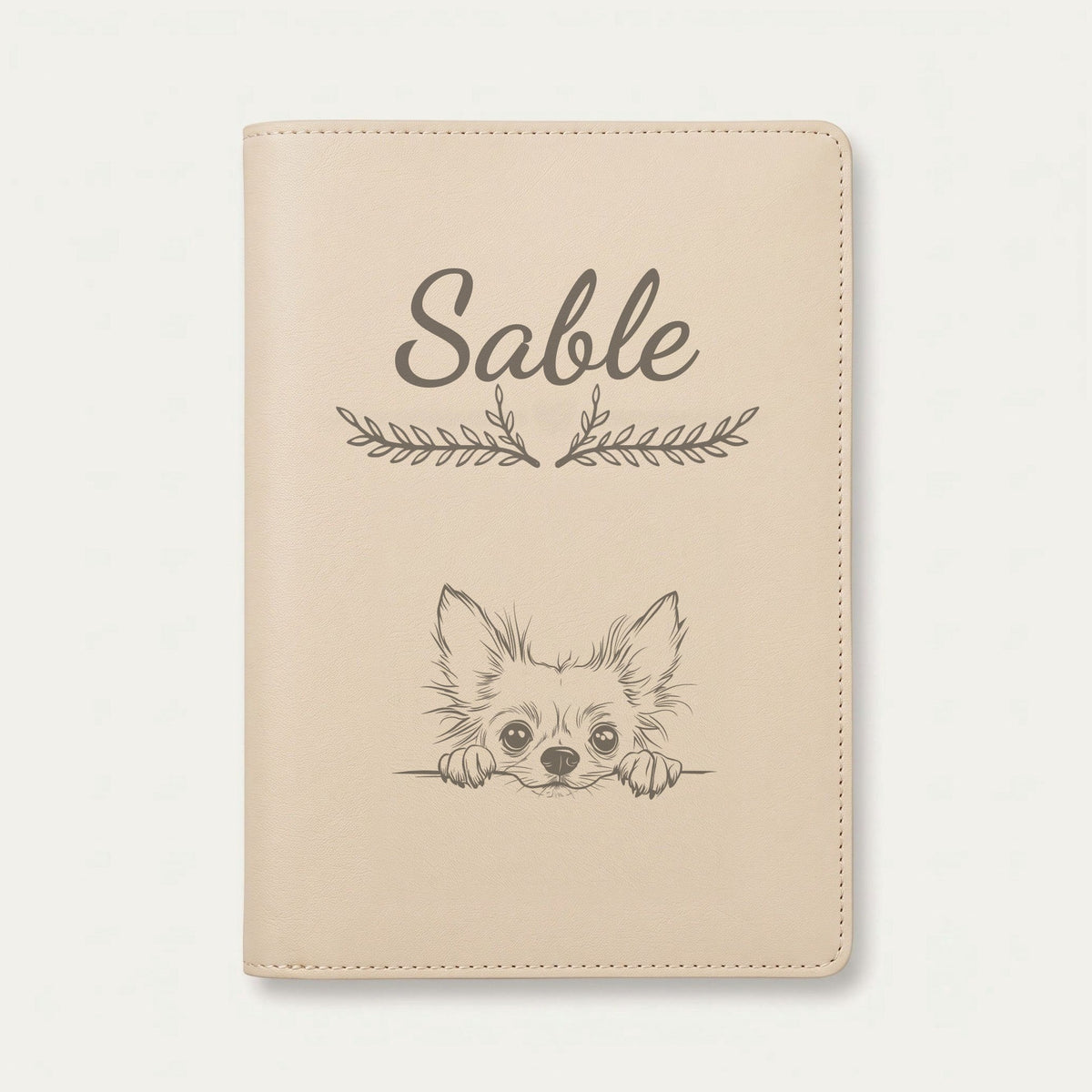 Protège carnet de santé chien personnalisé – Chien chinois à crête — Crème vanille — Bouquet — gravure « Sable »