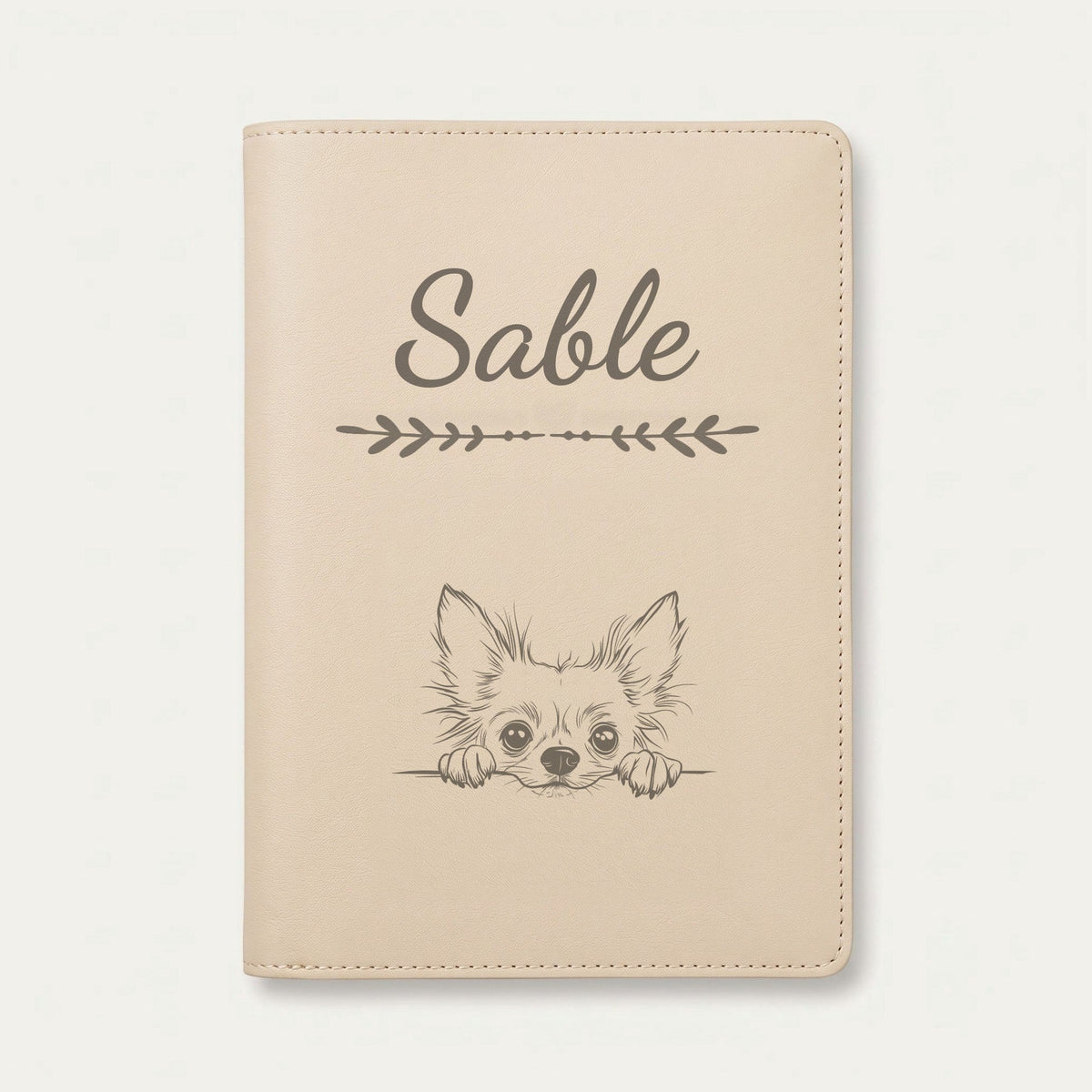Protège carnet de santé chien personnalisé – Chien chinois à crête — Crème vanille — Flèche — gravure « Sable »