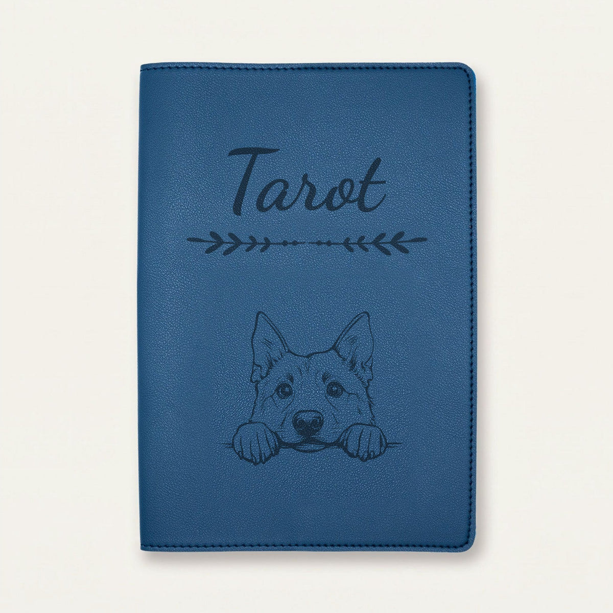 Protège carnet de santé chien personnalisé – Chien d'élan norvégien — Bleu nuit — Flèche — gravure « Tarot »
