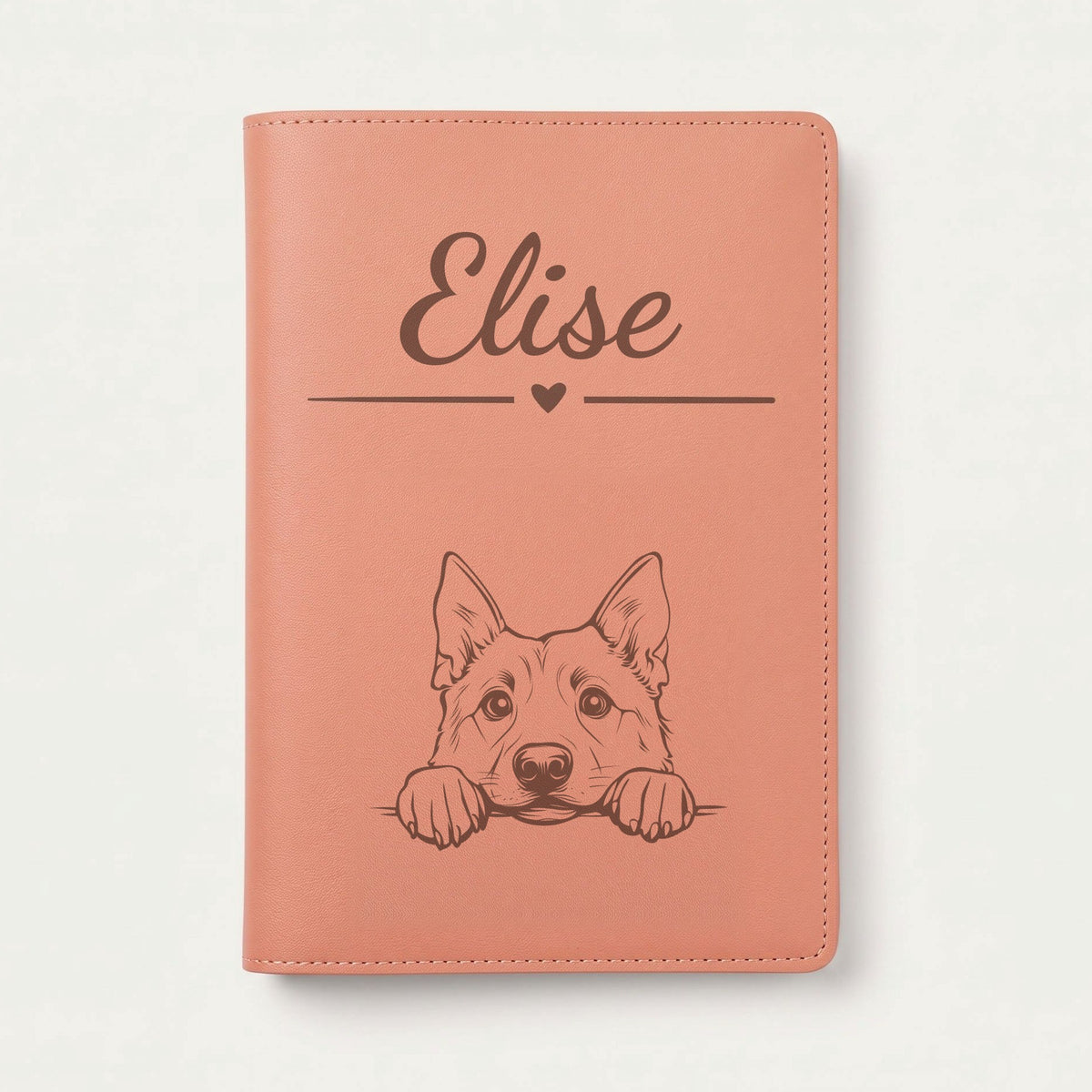 Protège carnet de santé chien personnalisé – Chien d'élan norvégien — Terracotta — Cœur — gravure « Elise »