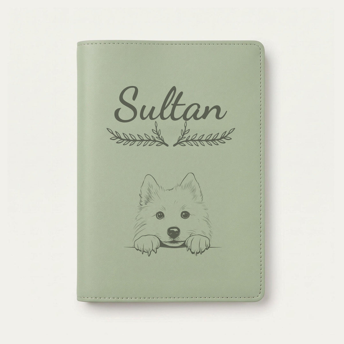 Protège carnet de santé chien personnalisé – Chien esquimau américain — Vert sauge — Bouquet — gravure « Sultan »