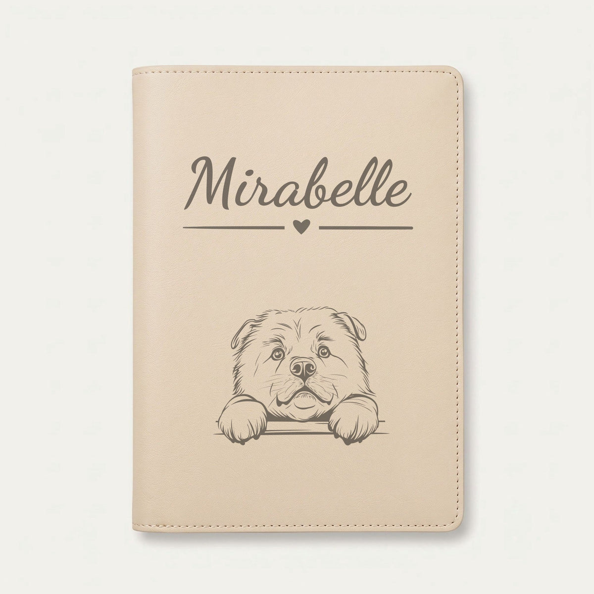 Protège carnet de santé chien personnalisé – Chow-chow — Crème vanille — Cœur — gravure « Mirabelle »
