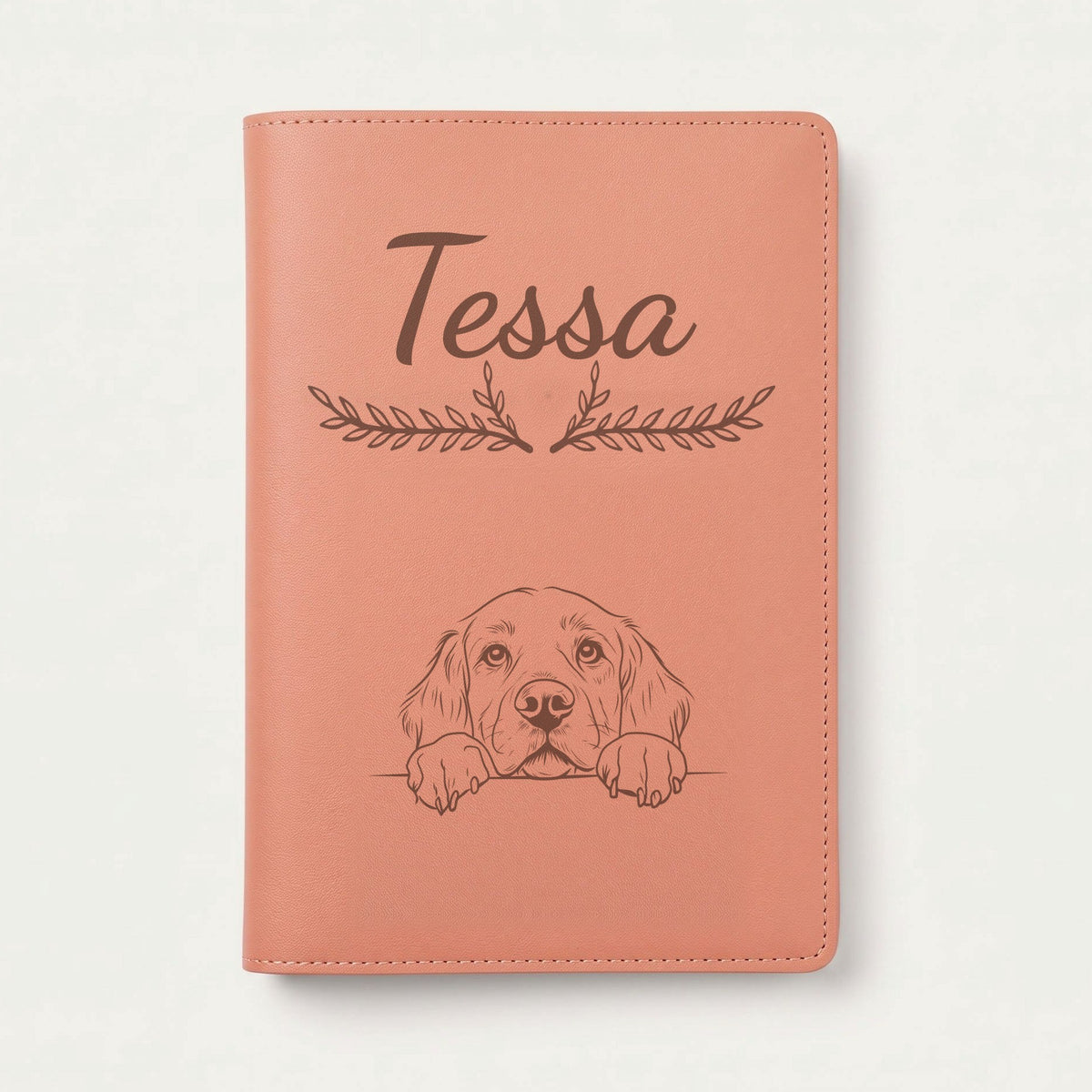 Protège carnet de santé chien personnalisé – Clumber spaniel — Terracotta — Bouquet — gravure « Tessa »