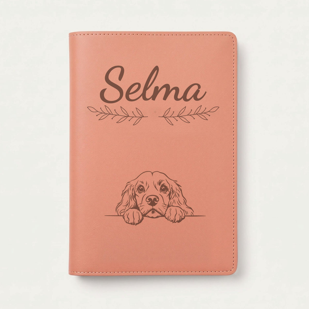 Protège carnet de santé chien personnalisé – Cocker américain — Terracotta — Rameaux — gravure « Selma »