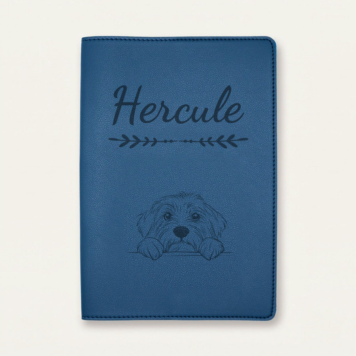 Protège carnet de santé chien personnalisé – Colley barbu — Bleu nuit — Flèche — gravure « Hercule »