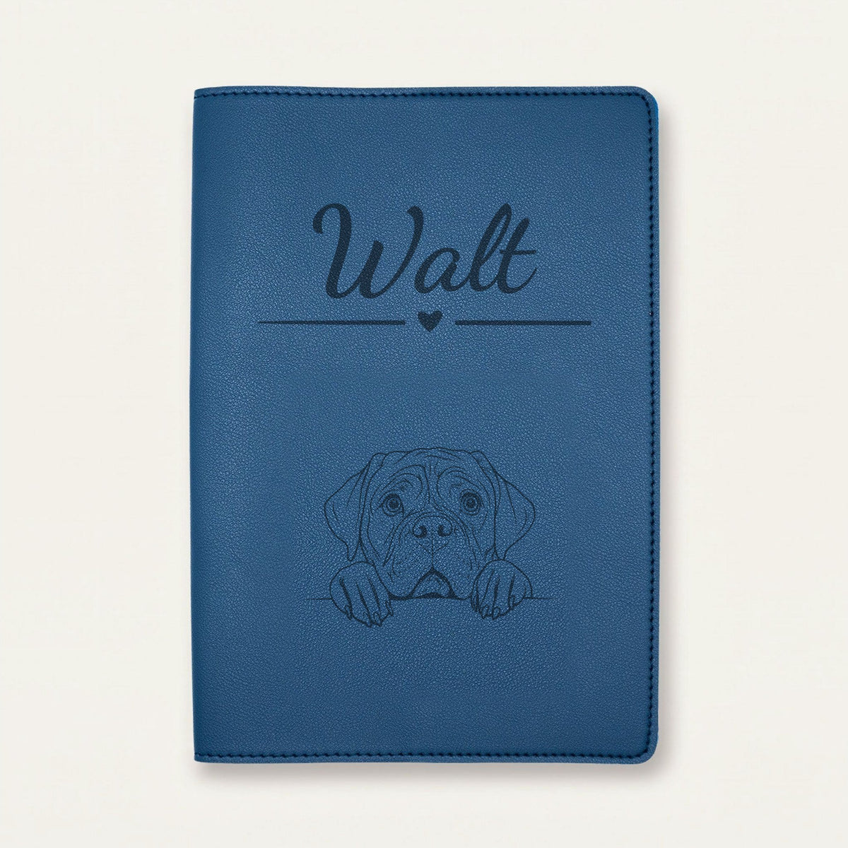 Protège carnet de santé chien personnalisé – Dogue de Bordeaux — Bleu nuit — Cœur — gravure « Walt »